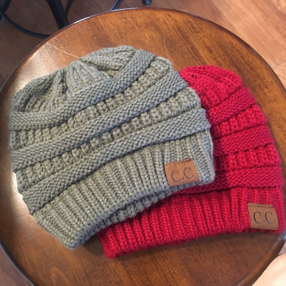 RED CC Warm Chucky Stretch Cable Knit Beanie